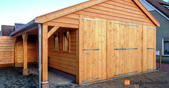 Douglas houten garage Eext, Drenthe